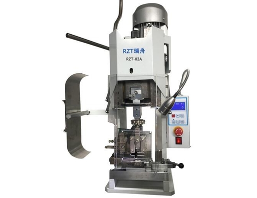 Máy uốn thiết bị đầu cuối công suất lớn Hoạt động dễ dàng 600 * 300 * 600MM