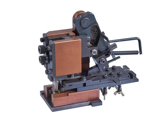 Công cụ Crimping Terminal tùy chỉnh Vật liệu OTP 30 / 40MM Stroke Bảo hành 1 năm